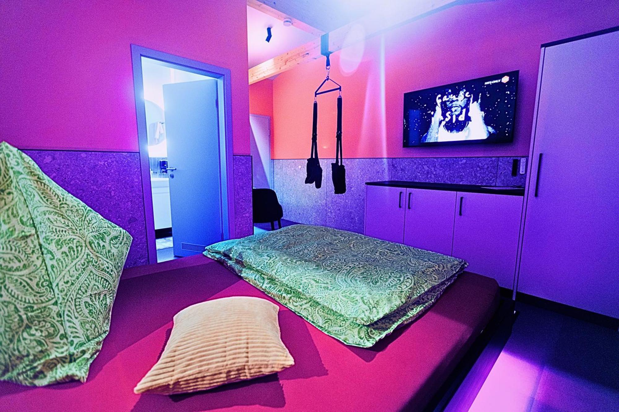 Lustra Stundenhotel - Adults Only Ландсхут Экстерьер фото